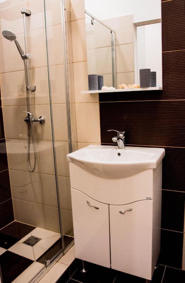 Molnar Apartment Cozy City Center Retreat For 2 Ac & Perfect Location! Budapest Exterior foto